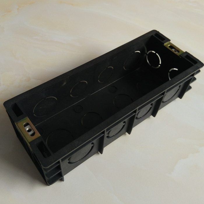 批发118开关面板PVC黑色四位12孔开关插座底暗盒 塑料接线盒厂家
