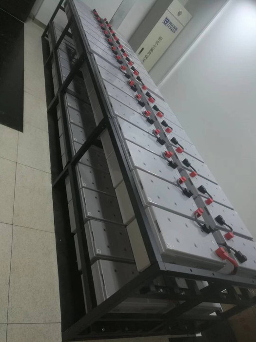 双登6-GFM-200蓄电池 12V200AH 免维护铅酸蓄电池  质保三年 厂家