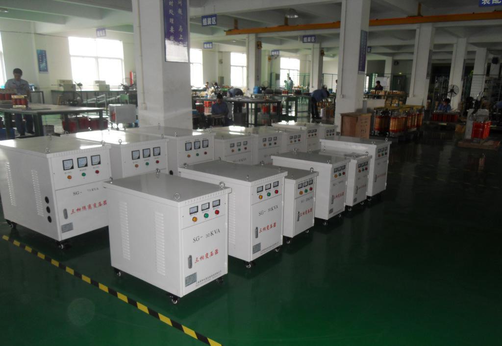 上海雷郎专业生产三相伺服干式安全隔离电源变压器