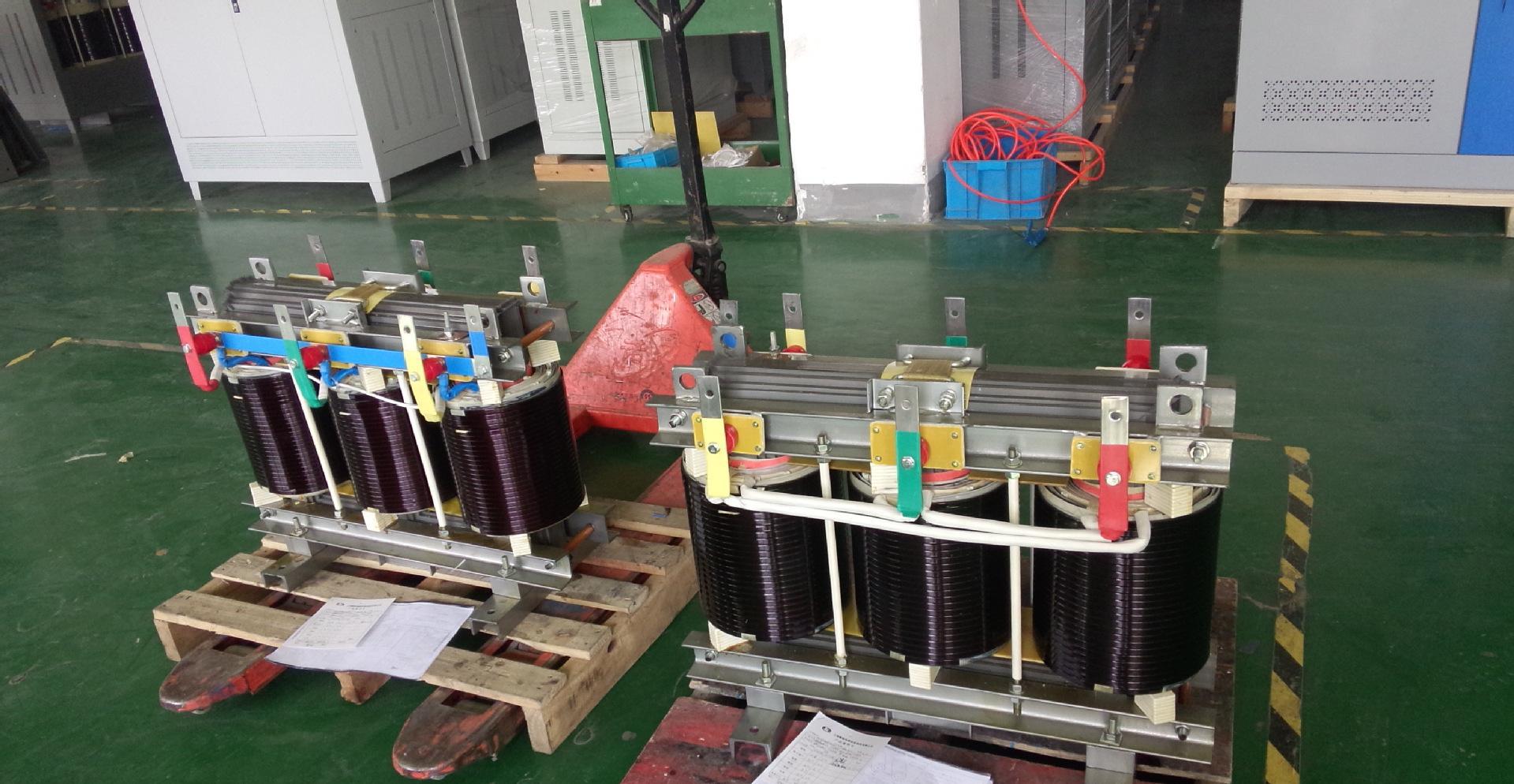 上海雷郎电器专业生产进口设备专用三相干式隔离电源变压器
