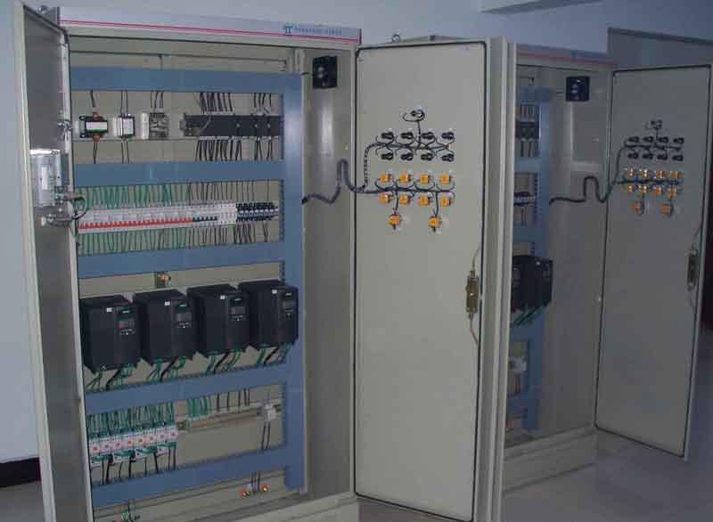 GGD动力开关柜GSC低压配电柜KYN28-12交流高压柜MNS低压控制柜