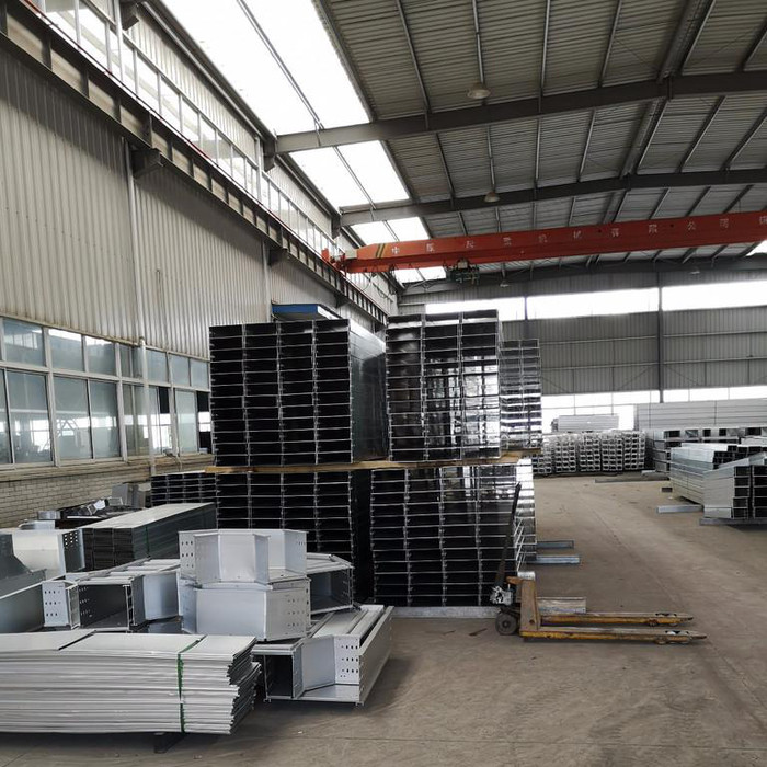 苏州天冠铝板 生产防锈3003铝板 白色氟碳漆铝板 的材料是铝合金桥架使用的基础！