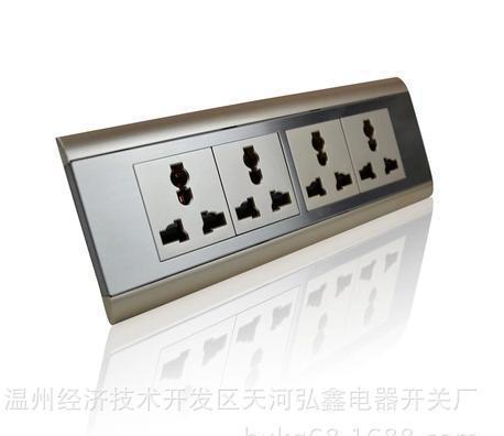 开关插座,墙壁插座,拉丝墙壁插座,批发墙壁插座,孔开关插座,厂家