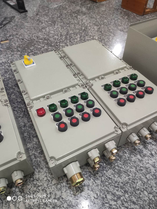 BXD51-4防爆配电箱铝合金电源控制箱检修照明动力开关接线配电柜